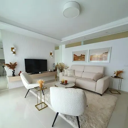 Vera 3 Apartamento *